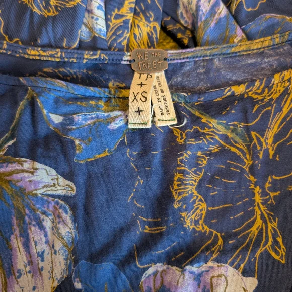 We The Free Free People Floral Off-Shoulder Bell Sleeve Top Whimsical Fairy Y2k - Picture 6 of 8